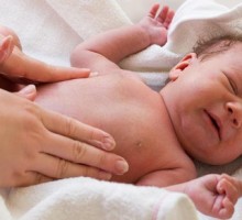 Grčevi su normalno fiziloško stanje i ima ih oko 30 odsto beba