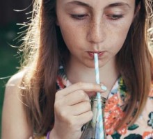 Gazirana zaslađena pića dovode do preuranjenog puberteta kod djevojčica