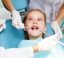 Kada se mliječni zubi moraju vaditi?