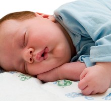 Sedam savjeta dr. Searsa da vam dijete duže spava