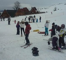 Škola skijanja za đake u februaru i martu, cijena 130 eura