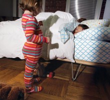 Kako da naučite dijete da spava u svom krevetu