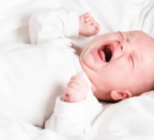 Bebe su osjetljivije na bol nego odrasli
