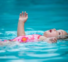 Kada su djeca spremna za učenje plivanja?