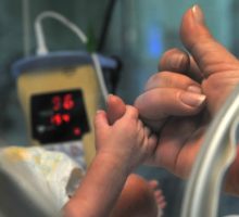 Danas je dan prijevremeno rođenih beba – Najranjiviji, ali i najjači borci