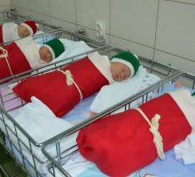 Bliznakinje prve bebe rođene u ovoj godini u KCCG
