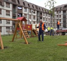 Mališani u Pljevljima dobili tri nova dječija igrališta