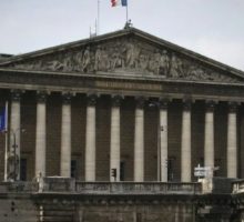 Francuska odlučila da suzbije seksualne odnose sa djecom i spriječi uznemiravanje