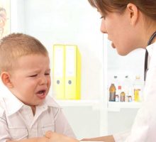 Jednostavni načini kako djetetu ublažiti strah od doktora