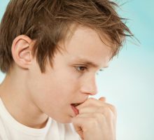 „Nervozne“ navike kod djece i kako sa njima