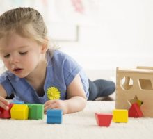 Uljepšajte igru vašeg djeteta igračkama od prirodnih materijala