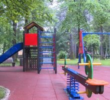 Novo dječije igralište u cetinjskom Njegoševom parku