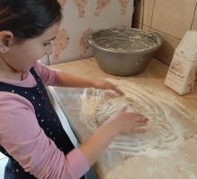 #OstaniDoma: Isprobajte Ksenijin recept za hljeb