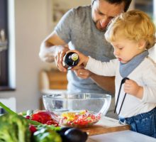 Zašto je važno uključiti djecu u pripremu hrane