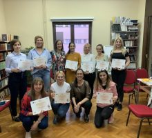 Program Brižne porodice okupio još jednu grupu roditelja iz Tivta: Edukativno i emotivno iskustvo