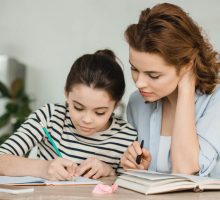 Uspjeh u školi – o roditeljskoj ulozi, greškama i nerealnim očekivanjima