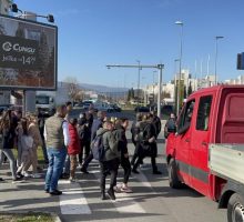 Đaci iz Botuna od septembra bez prevoza, roditelji najavljuju nove proteste