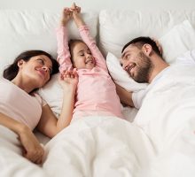 Roditeljstvo mijenja naše navike, neka spavanje i dalje bude kvalitetno