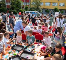 Porodični karavan u subotu stiže na Cetinje i u Budvu: Bogat sadržaj i za djecu i za roditelje
