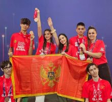 Mladi crnogorski robotičari osvojili treće mjesto na Olimpijadi u Singapuru